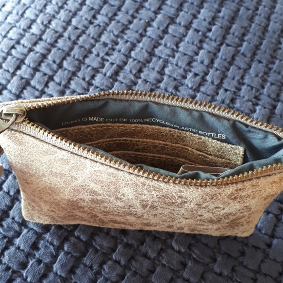 Matt & Nat wristlet - Picture 5 of 6